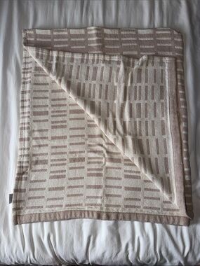 TARGET PROJECT 62 THROW BLANKET 45 x 59